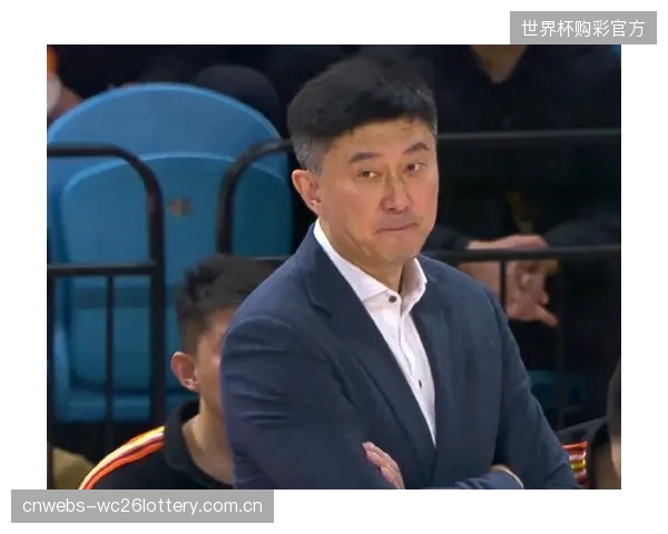 杜锋指导的球队底蕴犹存，广东队在季后赛首轮利用经验优势压制广州队。
